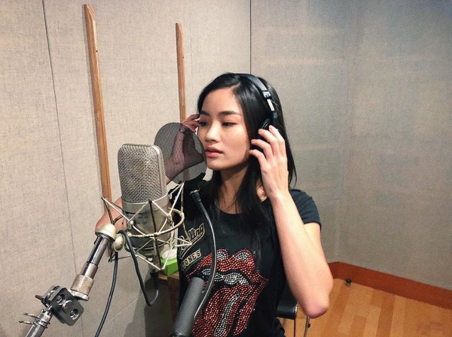 【有名人】Fakyのボーカル、アンナ・サワイを覚えているだろうか？彼女は今どこに？